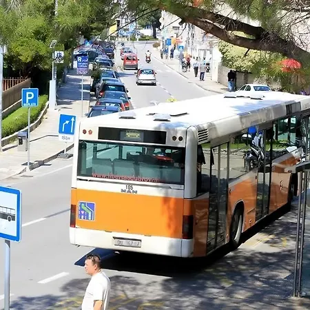 アパート Captain's Place *