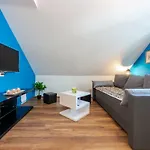 Captain's Place *